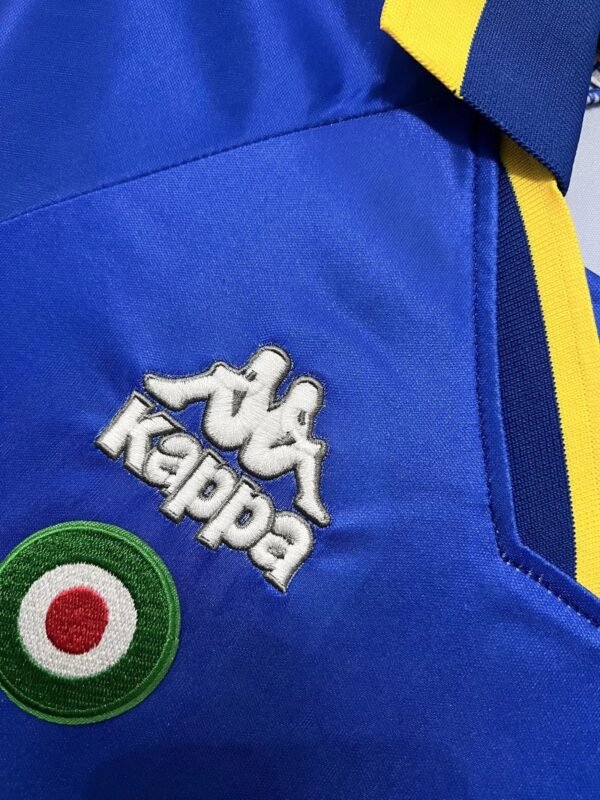 Retro Juventus Away Jersey 1995/1996 – Bild 3
