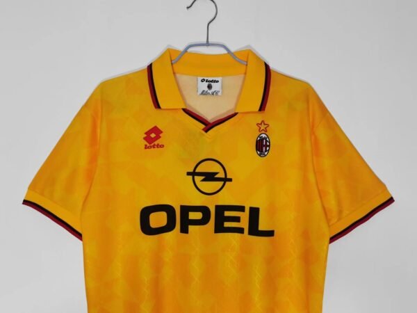 Retro AC Milan Third jersey 1995/1996 – Image 3