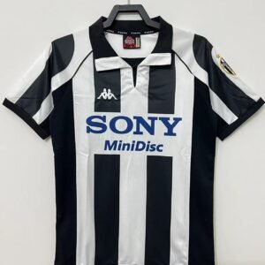 Retro Juventus Home jersey 1997/1998