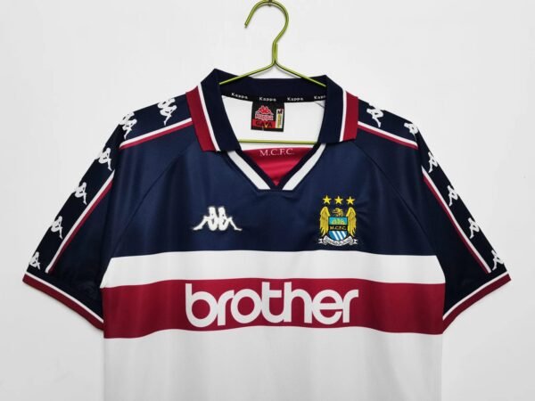 Retro Manchester City Away jersey 1997/1998 - Image 3
