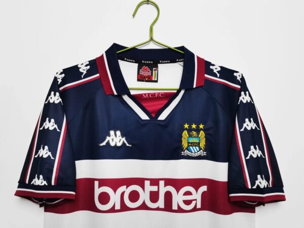Retro Manchester City Away jersey 1997/1998 - Image 4