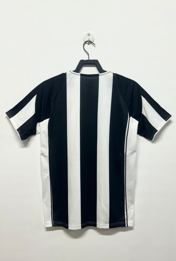 Retro Juventus Home jersey 2004/2005 – Image 5