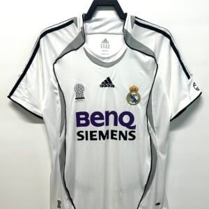 Retro Real Madrid Home jersey 2006/2007